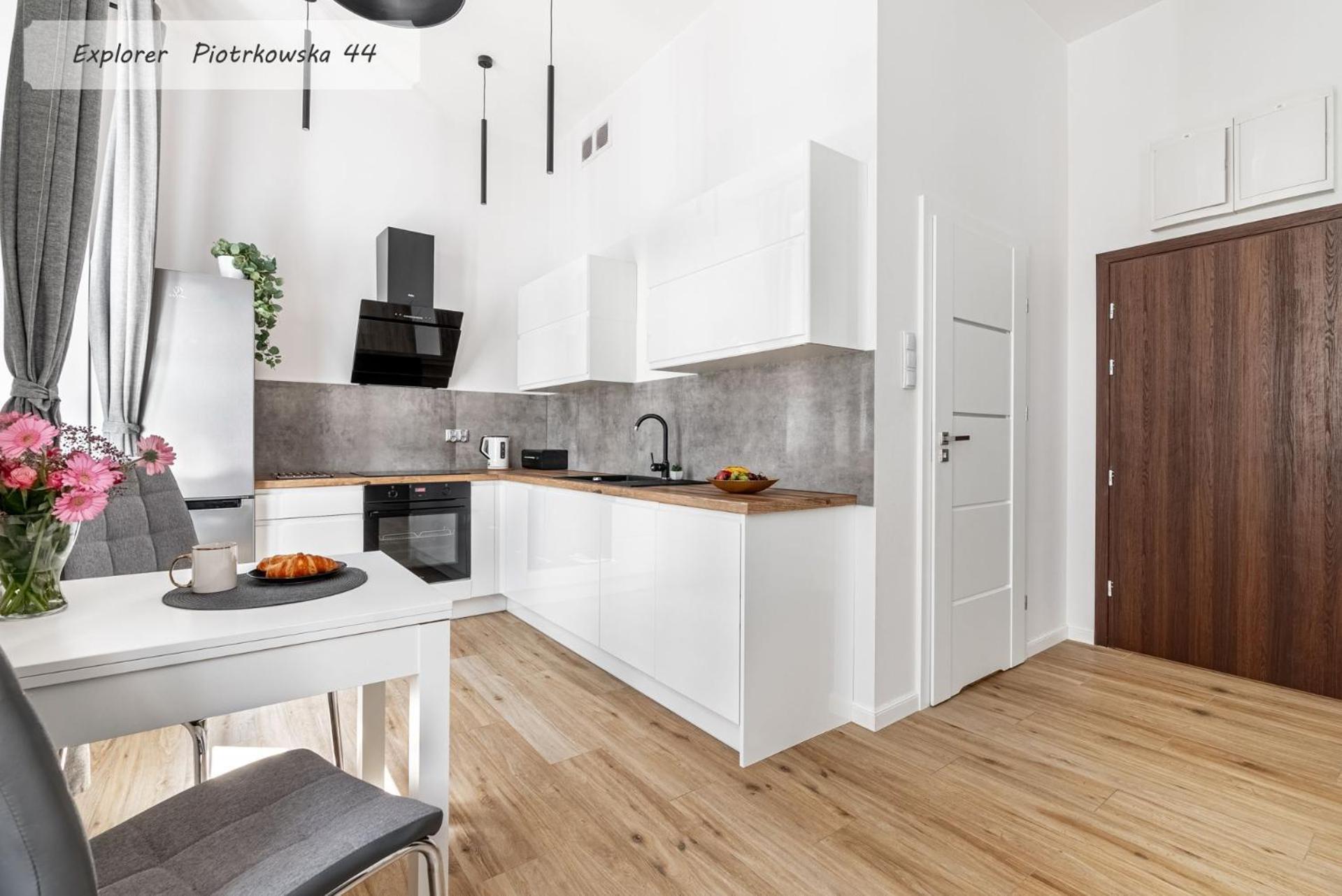 Regnum Noctis Piotrkowska 44 Apartman Łódź Kültér fotó