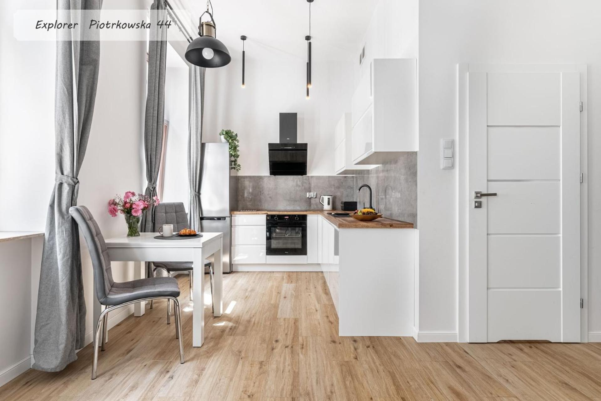 Regnum Noctis Piotrkowska 44 Apartman Łódź Kültér fotó